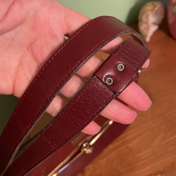 Vintage Etienne Aigner handbag - Picture 13 of 17